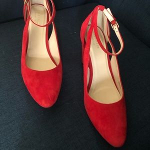 Colt Haan wedges, 9.5B in Barbados Cherry